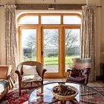 Rabbitdale Barn *