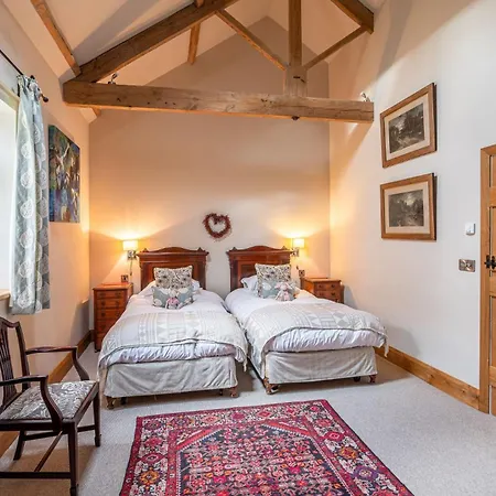 Rabbitdale Barn * York